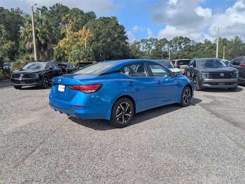 New 2025 Nissan Sentra SV image 3