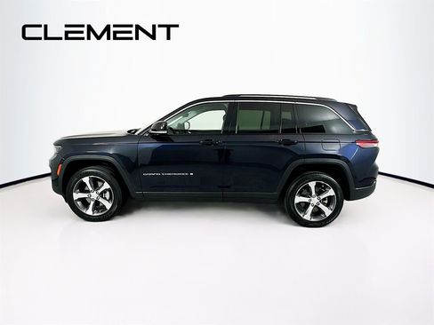 Used 2022 Jeep Grand Cherokee Limited 4xe image 4