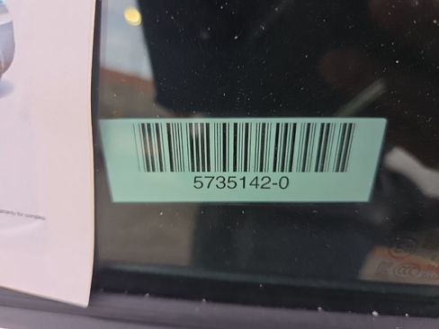 Used 2025 Hyundai Elantra SEL FWD image 9