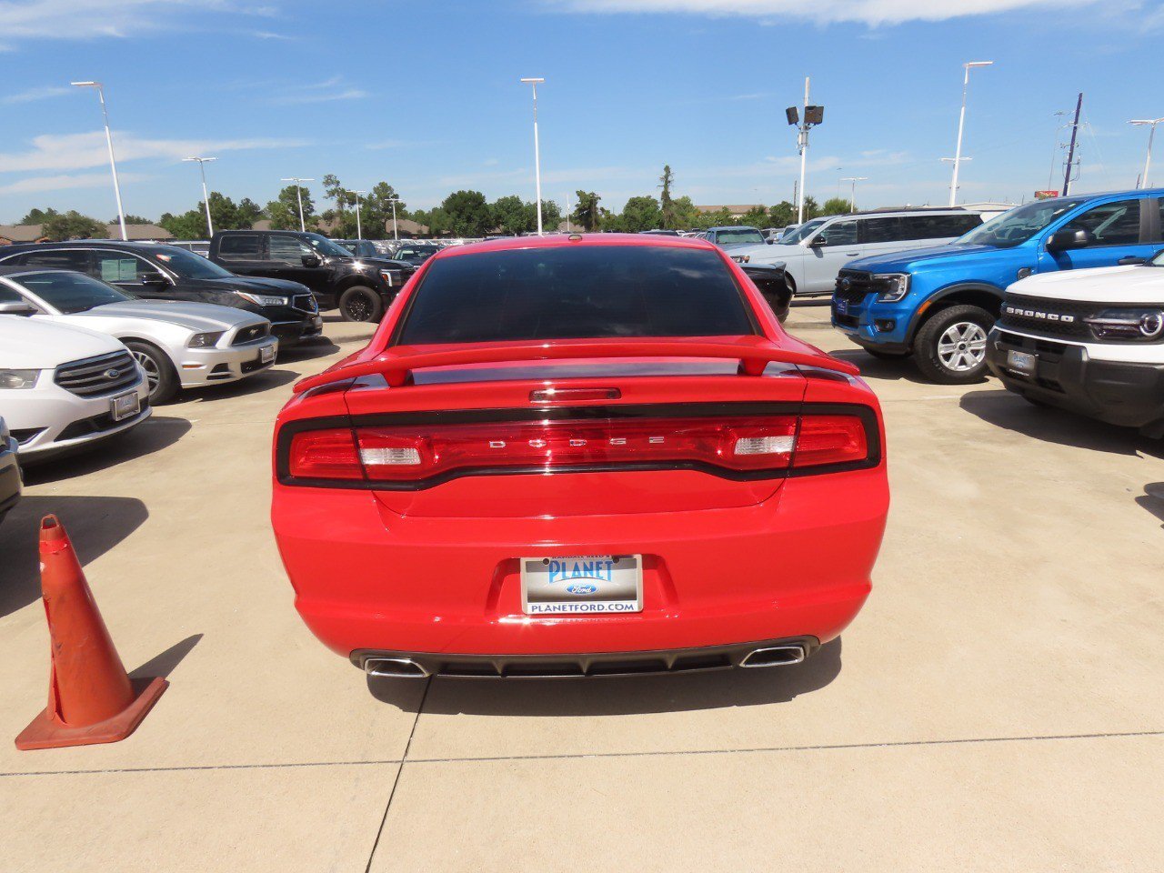 Used 2014 Dodge Charger SXT Plus RWD image 13