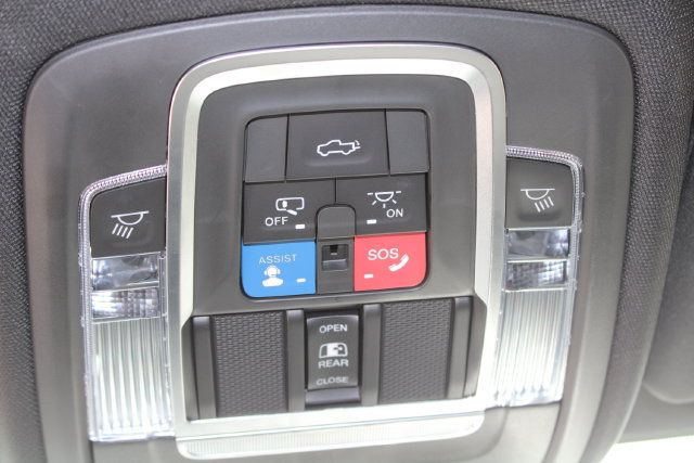 Used 2020 RAM 3500 Laramie w/ Night Edition AWD/4WD image 34