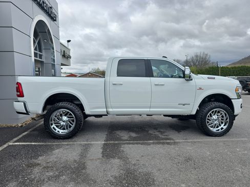 Used 2024 RAM 2500 Laramie w/ Safety Group AWD/4WD image 2