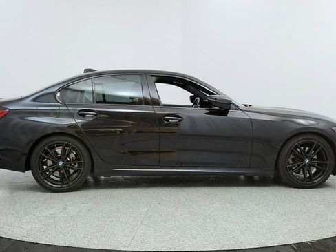 Used 2022 BMW 330i Sedan w/ M Sport Package image 6
