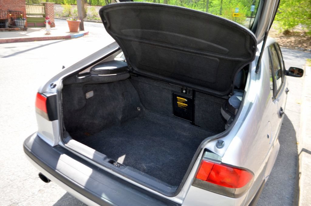 Used 1997 Saab 900 S FWD image 22