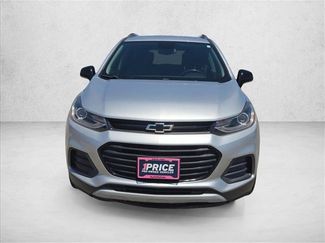 Used 2020 Chevrolet Trax LT w/ Redline Edition FWD video 2