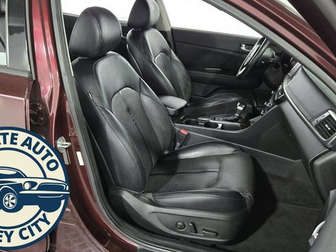 Used 2018 Kia Optima EX w/ Premium Package image 36
