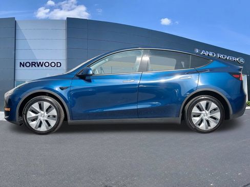 Used 2023 Tesla Model Y Long Range AWD/4WD image 7