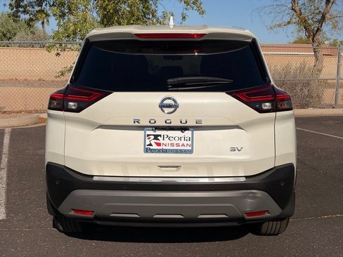 Used 2021 Nissan Rogue SV FWD image 5