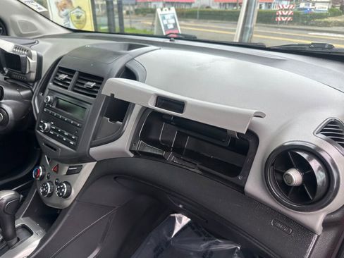 Used 2013 Chevrolet Sonic LS image 15