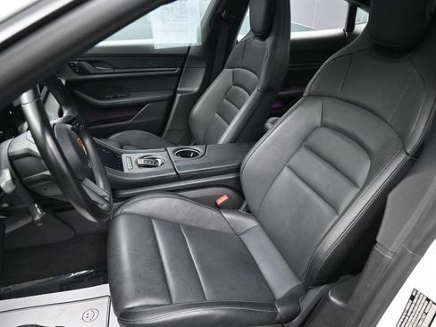 Used 2021 Porsche Taycan RWD image 22