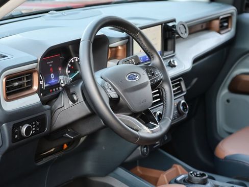 Used 2024 Ford Maverick Lariat FWD image 15