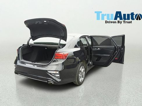 Used 2019 Kia Forte LXS FWD image 15