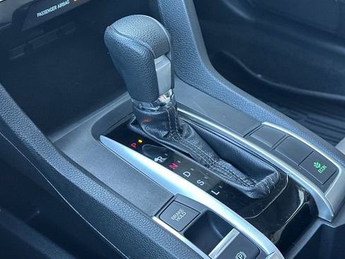 Used 2018 Honda Civic EX image 26