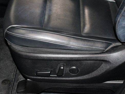 Used 2025 Kia Telluride S AWD/4WD image 25
