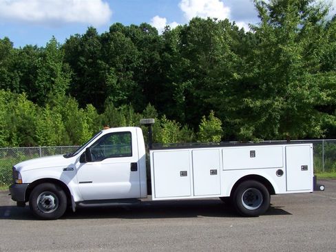 Used 2003 Ford F350 2WD Regular Cab DRW Super Duty image 5