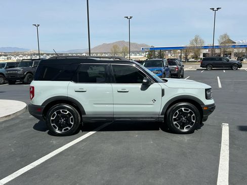 Used 2022 Ford Bronco Sport Outer Banks w/ Tech Package image 6