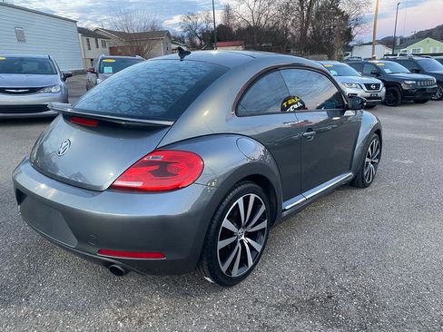 Used 2013 Volkswagen Beetle 2.0T image 7