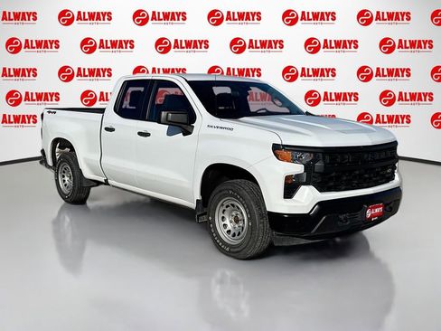 Used 2022 Chevrolet Silverado 1500 W/T w/ WT Convenience Package image 3