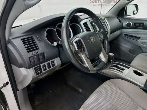 Used 2015 Toyota Tacoma 4x4 Double Cab image 9