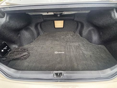Used 2011 Lexus ES 350 FWD image 22