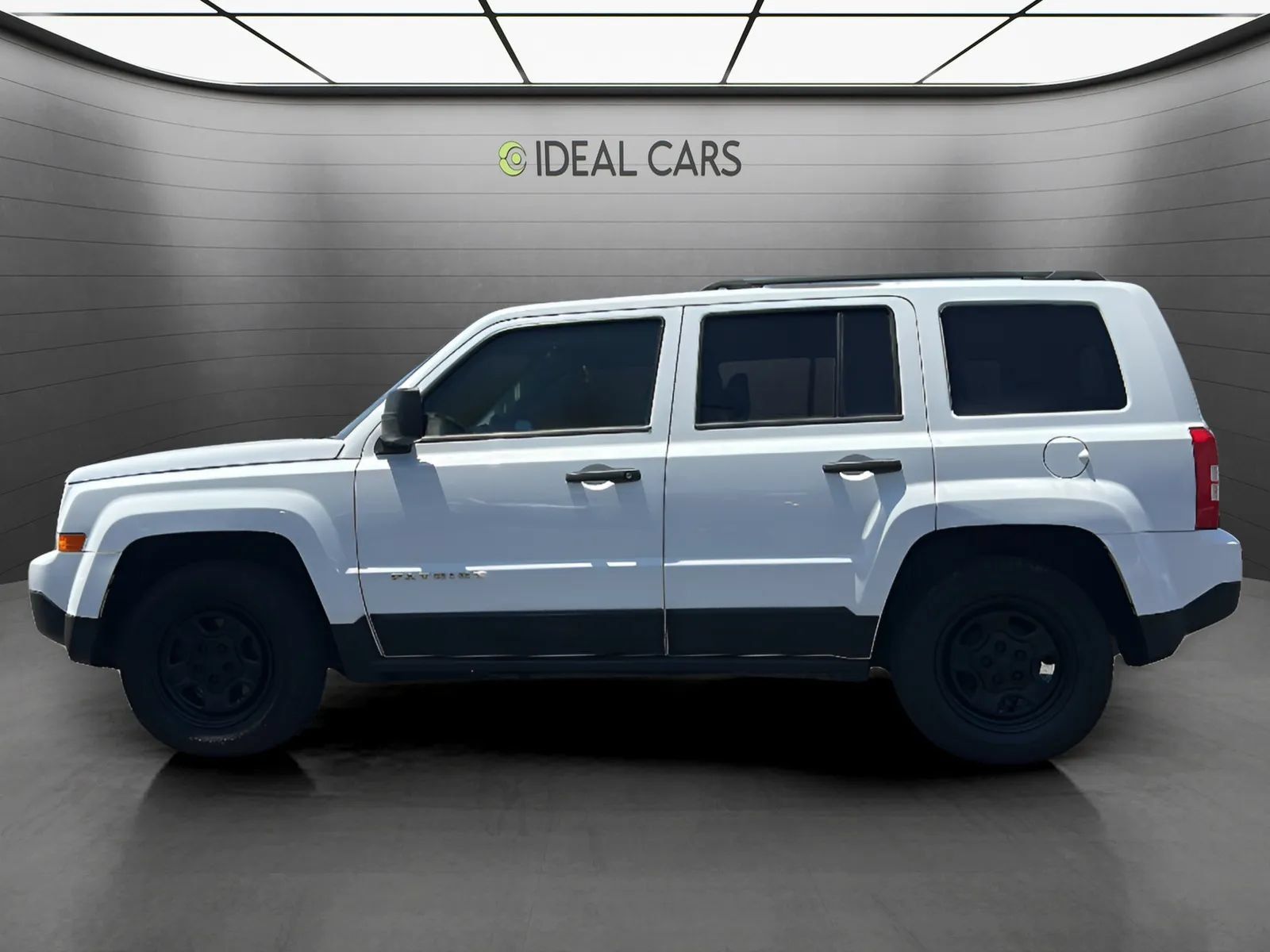 Used 2015 Jeep Patriot Sport FWD image 8