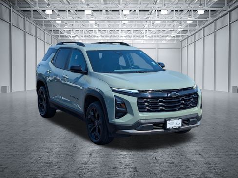 Used 2025 Chevrolet Equinox LT w/ Midnight Edition AWD/4WD image 7
