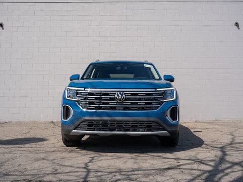New 2026 Volkswagen Atlas SEL AWD/4WD image 2