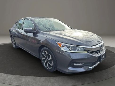 Used 2017 Honda Accord EX-L image 3