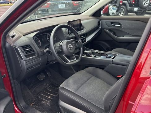 Used 2023 Nissan Rogue SV AWD/4WD image 10