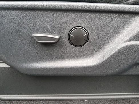 New 2025 Ford F150 XLT w/ Equipment Group 301A Standard image 15