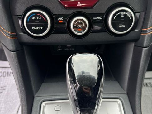 Used 2022 Subaru Crosstrek 2.0i Premium w/ Popular Package #3 AWD/4WD image 16