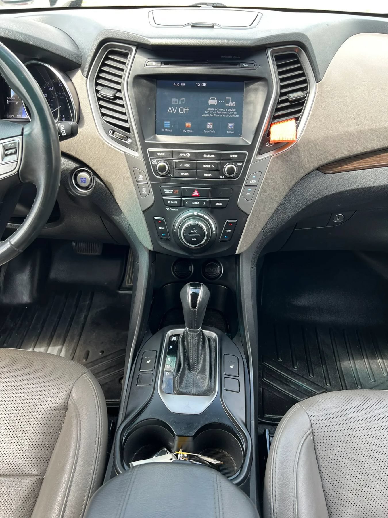 Used 2017 Hyundai Santa Fe Sport FWD image 14