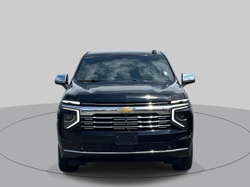 Used 2025 Chevrolet Tahoe Premier RWD image 9