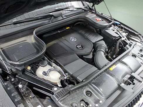 Used 2024 Mercedes-Benz GLE 350 4MATIC image 32