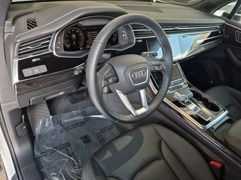 Certified 2026 Audi Q7 2.0T Premium AWD/4WD image 11