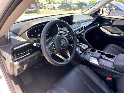 Used 2024 Acura MDX SH-AWD w/ Technology Package image 16