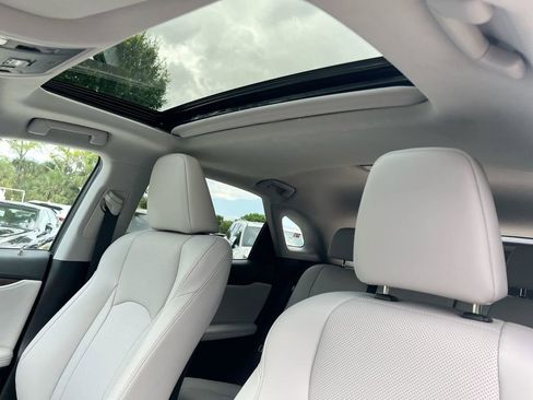 Certified 2022 Lexus RX 350 FWD w/ Premium Package image 19