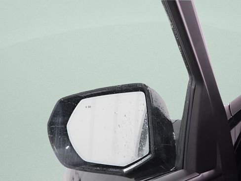 Used 2023 Chevrolet Tahoe LT w/ Luxury Package image 21