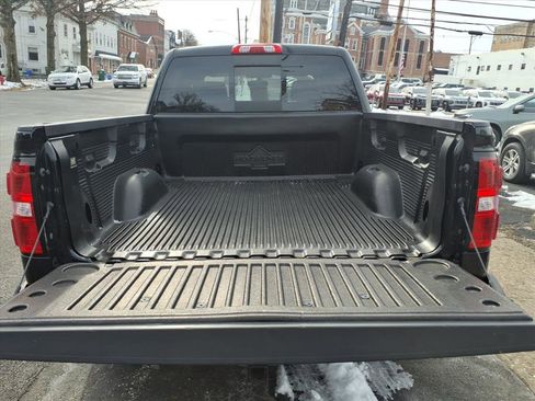 Used 2018 GMC Sierra 1500 SLE image 19