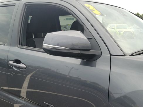 Used 2023 Toyota Tacoma TRD Sport RWD image 9