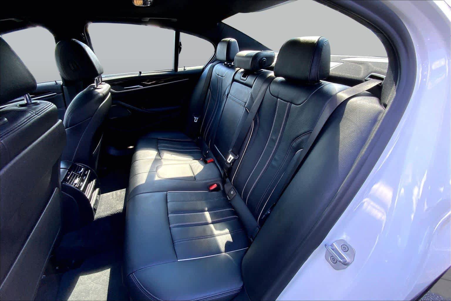 Used 2020 BMW 540i xDrive w/ Executive Package AWD/4WD image 19