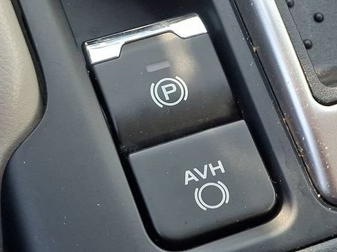 Used 2023 Subaru Forester AWD/4WD image 24