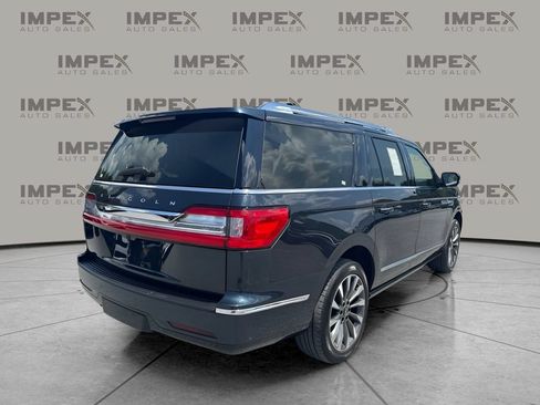 Used 2021 Lincoln Navigator L Reserve w/ Luxury Package AWD/4WD image 5