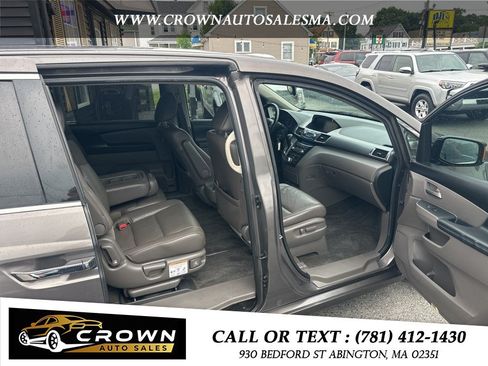 Used 2011 Honda Odyssey Touring Elite image 10