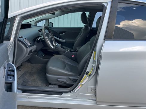 Used 2010 Toyota Prius Five FWD image 10