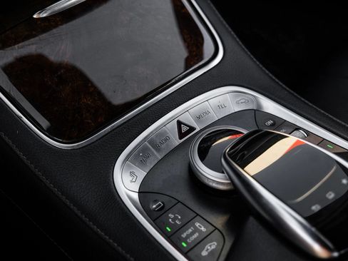 Used 2015 Mercedes-Benz S 550 Sedan image 34