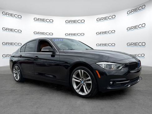 Used 2018 BMW 330i xDrive Sedan w/ Premium Package AWD/4WD image 1