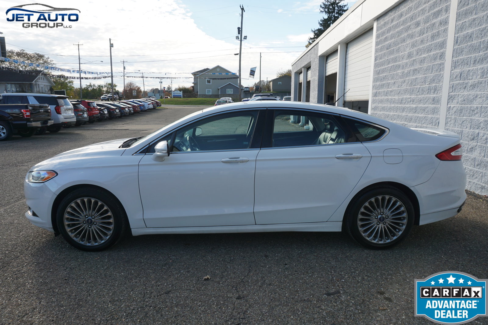 Used 2014 Ford Fusion Titanium FWD image 4