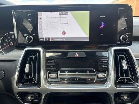 Used 2022 Kia Sorento SX AWD/4WD image 28
