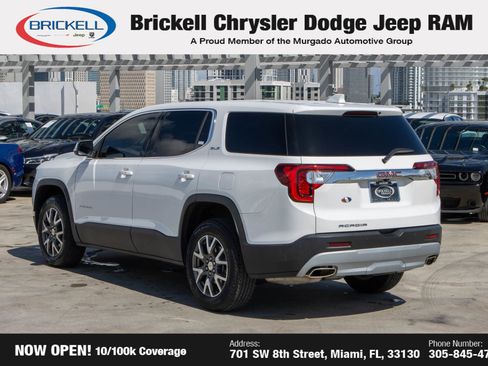 Used 2023 GMC Acadia SLE image 7